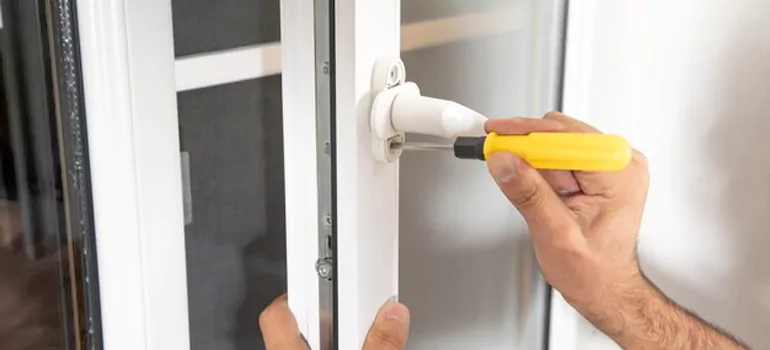 Casement Window Handle Replacement in London, ON